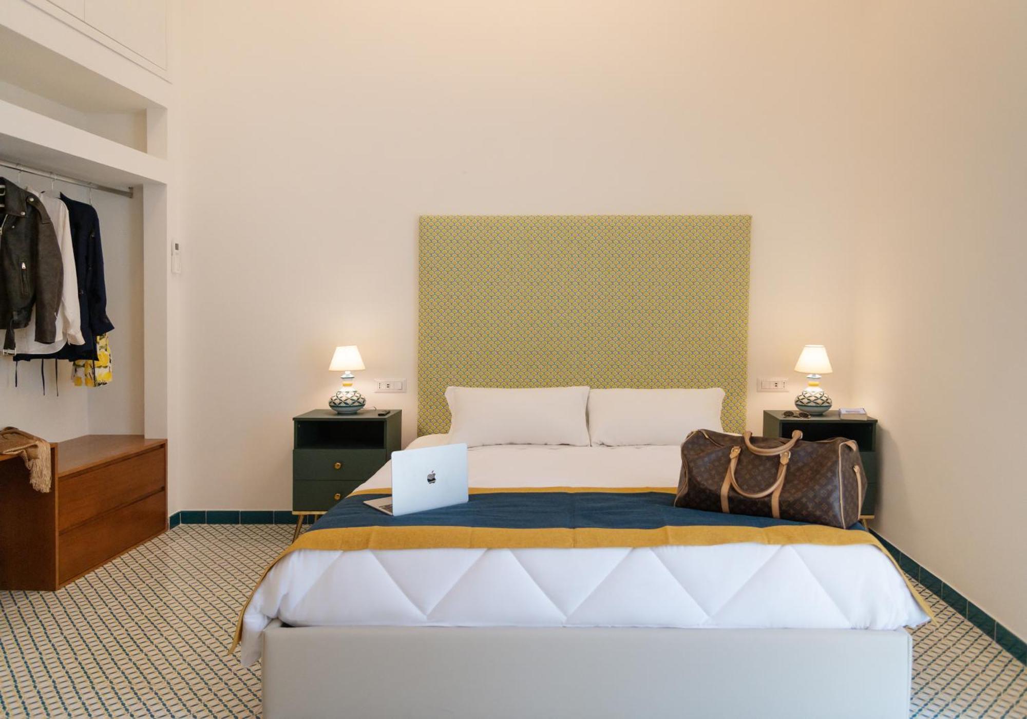 Anfora Romana - Centro Apartment